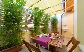 Industrial Design Loft With Outdoor Living Terrace
